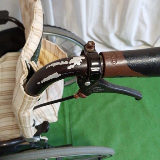 【Bランク 中古 車椅子】カワムラサイクル 自走式車椅子 ウェイビッ
