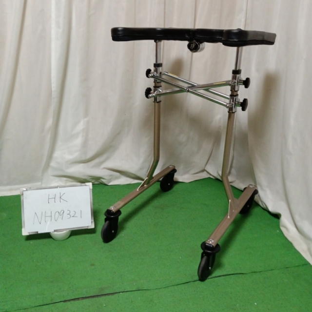 【Bランク 中古 歩行器】アイルリンク アイルムーヴα(HK-NH09321)