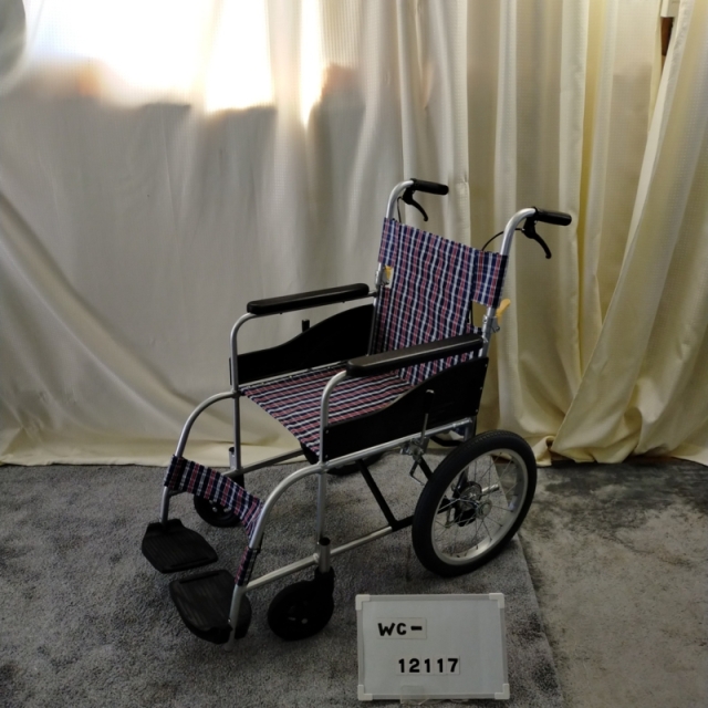 【Bランク 中古 車椅子】 日進医療器 介助式 車椅子 NEO-2 (WC-12117