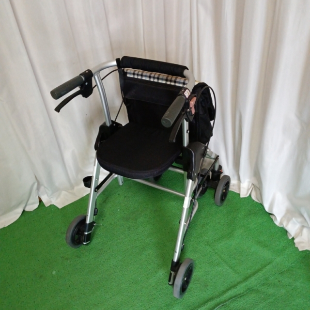 【Bランク 中古 歩行器】幸和製作所 テイコブリトルハイ2 WAW15 (HK-