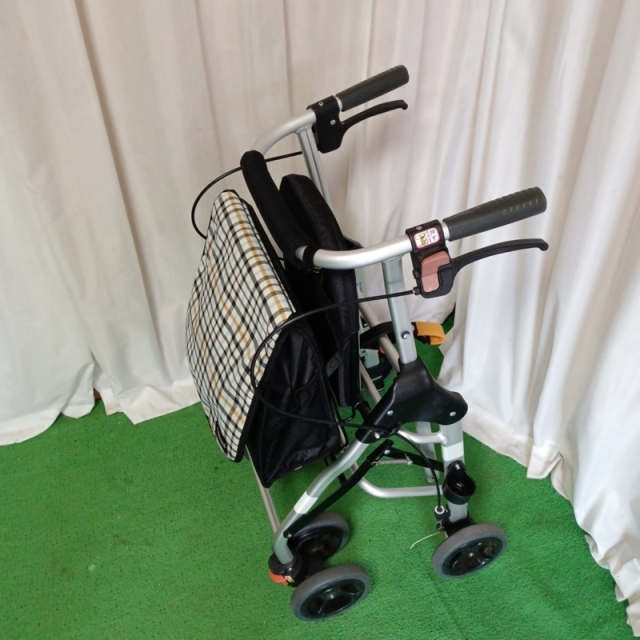 【Bランク 中古 歩行器】幸和製作所 テイコブリトルハイ2 WAW15 (HK-