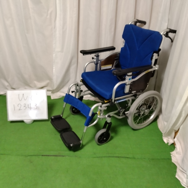 Bランク 中古 車椅子】カワムラサイクル 介助式車椅子 KZ16-42