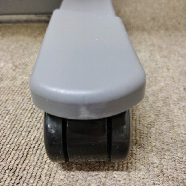 【Bランク 中古 昇降式介護テーブル】パラマウントベッド サイドテー