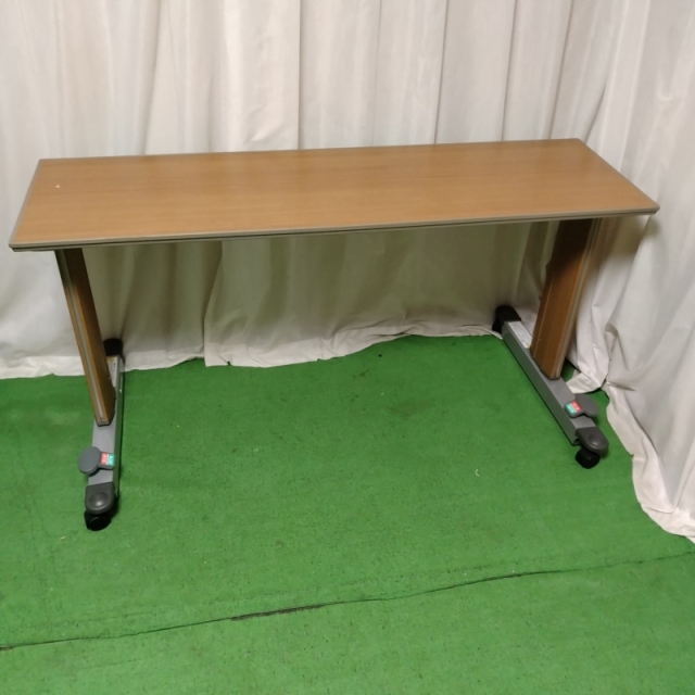 【Aランク 中古 テーブル】パラマウントベッド オーバーベッドテーブ