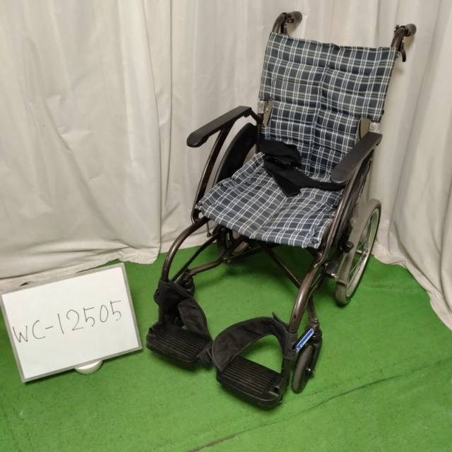 【Bランク 中古 車椅子】カワムラサイクル 介助式車椅子 ウェイビッ