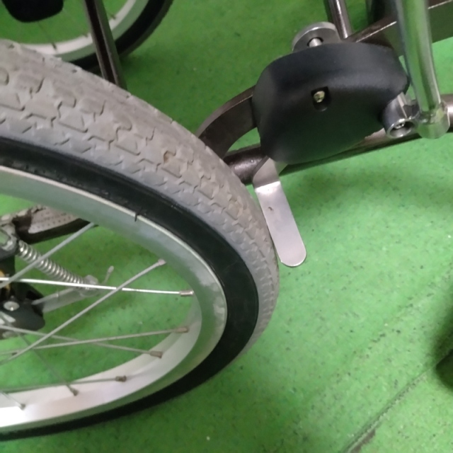 【Bランク 中古 車椅子】カワムラサイクル 介助式車椅子 ウェイビッ