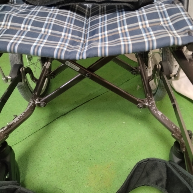 【Bランク 中古 車椅子】カワムラサイクル 介助式車椅子 ウェイビッ