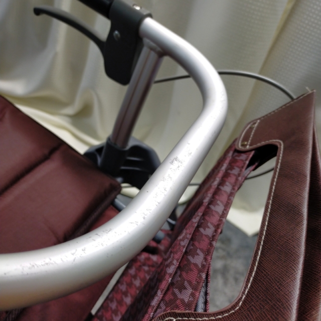【Bランク 中古 歩行器】幸和製作所 テイコブリトルスリム WAW04(HK-