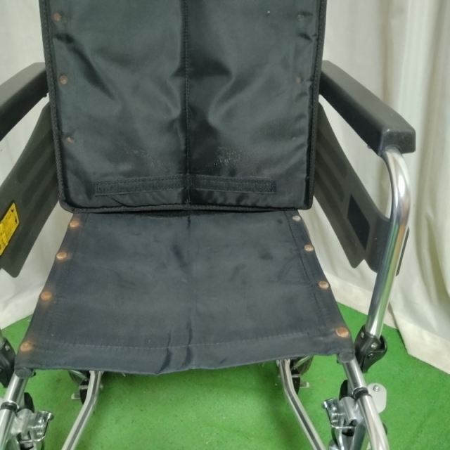 【Bランク 中古 車椅子】ミキ 介助式 車椅子 SKT-2 (WC-12502)