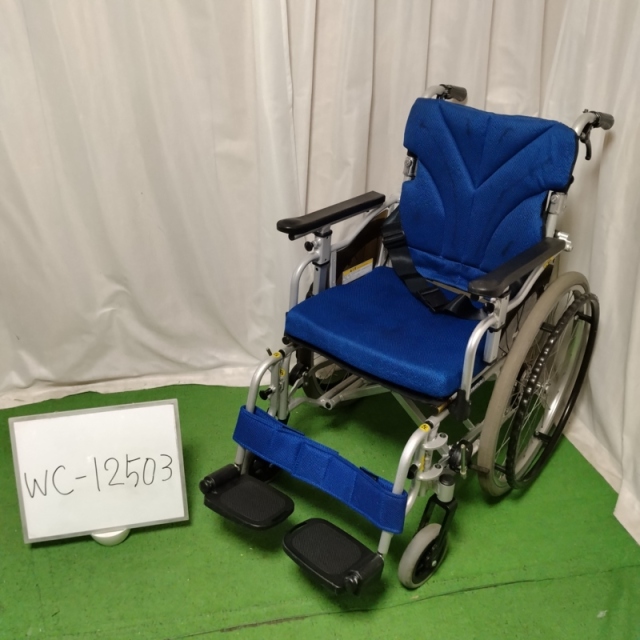 【Bランク 中古 車椅子】カワムラサイクル 自走式車椅子 KZM22-40 (W
