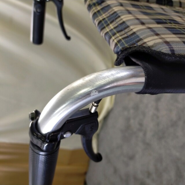 【Bランク 中古 車椅子】ミキ 自走式車椅子 SKT-4LO (WC-12495)