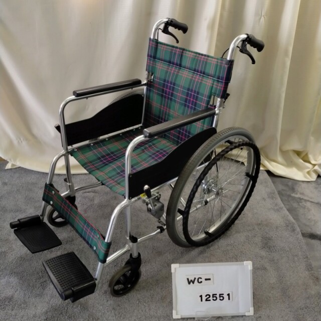 【Bランク 中古 車椅子】松永製作所 自走式車椅子 AR-201B (WC-12551