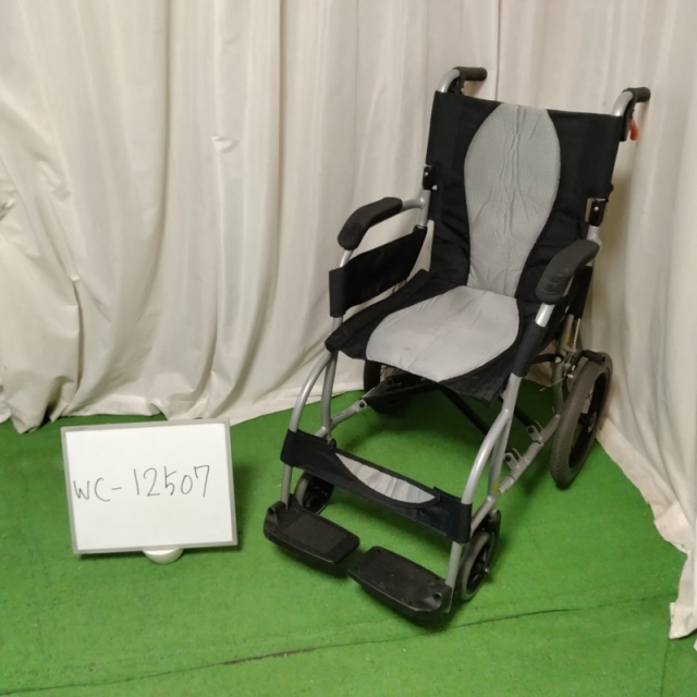 【Bランク 中古 車椅子】ラックヘルスケア　自走式車椅子　エルゴラ