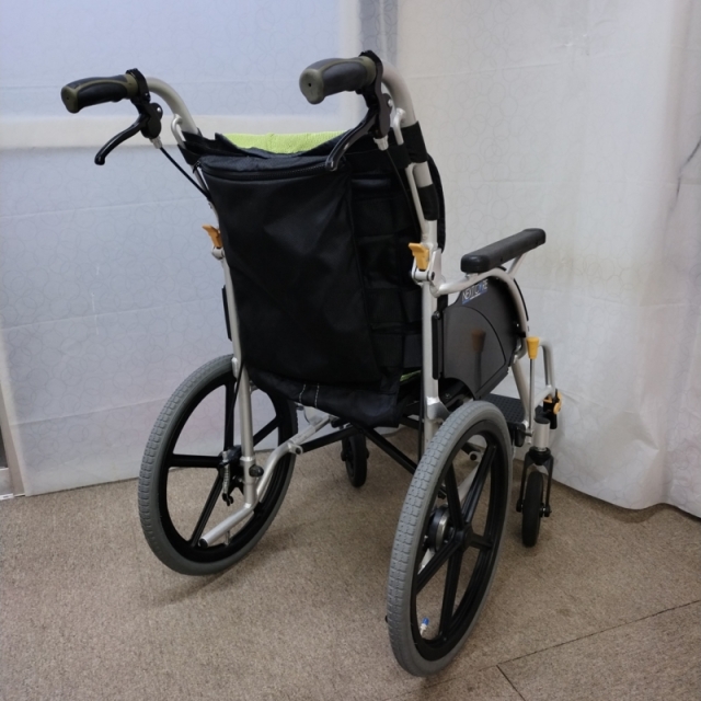 【Bランク 中古 車椅子】松永製作所 介助式車椅子 ネクストコア NEXT