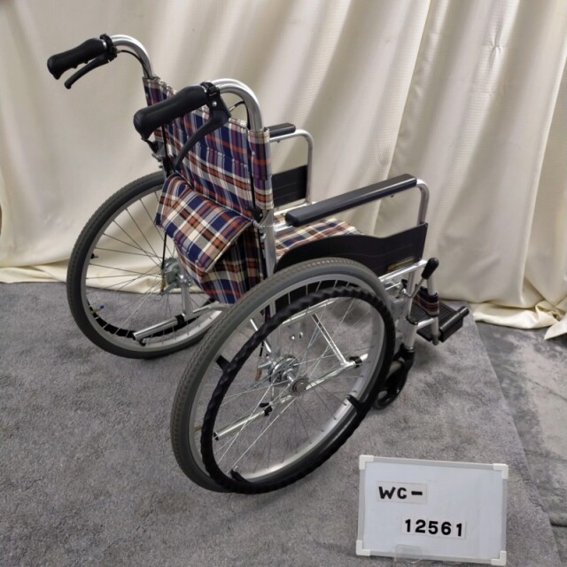 【Bランク 中古 車椅子】松永製作所　自走式車椅子　AR-200B　(WC-12