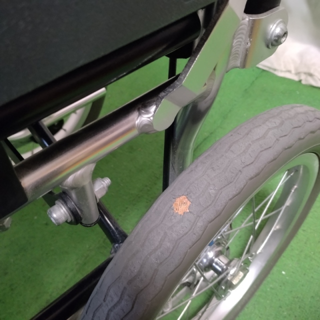 【Bランク 中古 車椅子】ミキ 介助式 車椅子 SKT-2 (WC-12578)