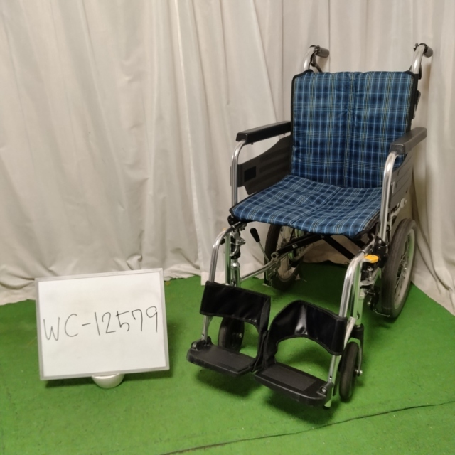 【Bランク 中古 車椅子】ミキ 介助式 車椅子 SKT-2 (WC-12579)