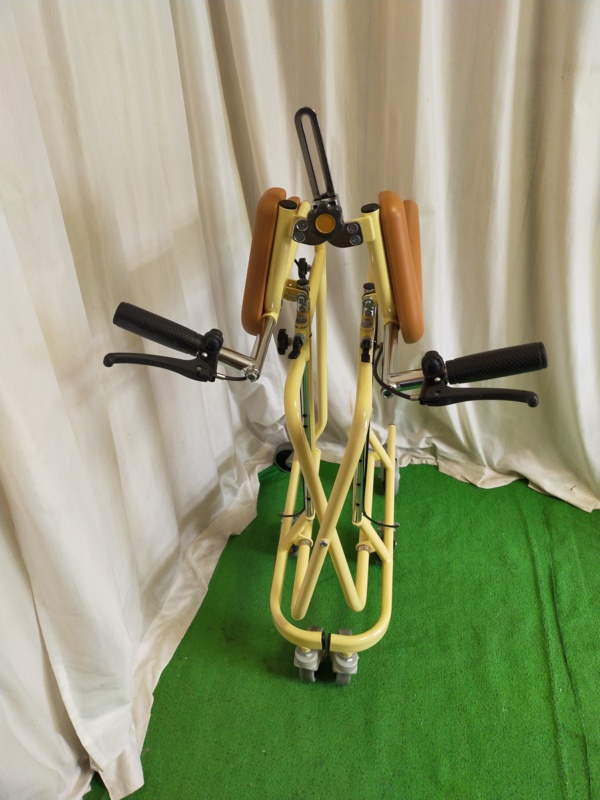 【Aランク 中古 歩行器】松永製作所 6輪歩行器 ホップステップ SM-40