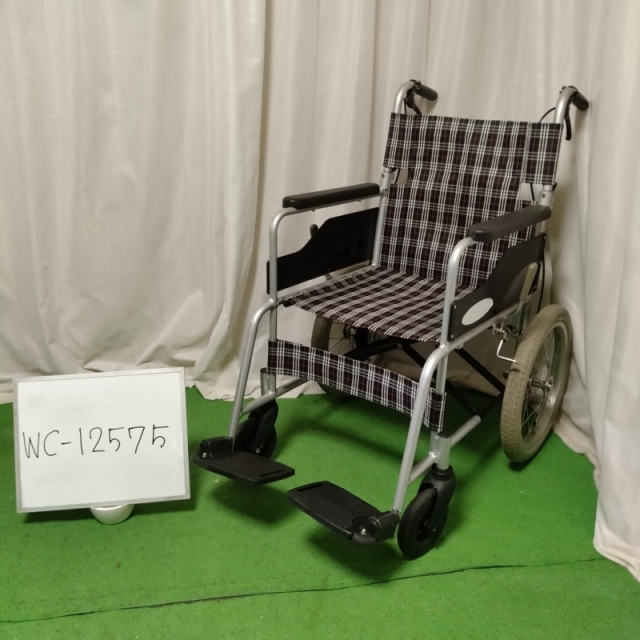 【Bランク 中古 車椅子】 日進医療器 介助式 車椅子 NC-2CB (WC-1257