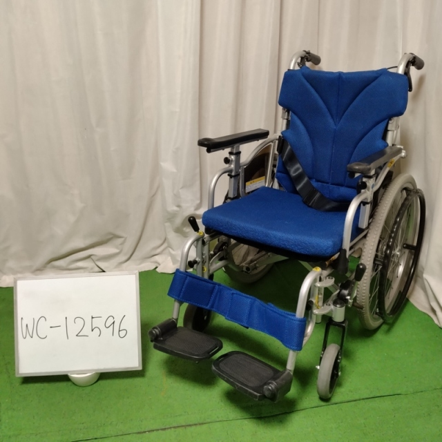 【Bランク 中古 車椅子】カワムラサイクル 自走式車椅子 KZ20-40 (WC