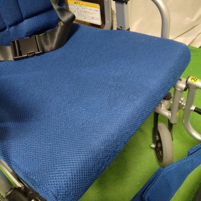 【Bランク 中古 車椅子】カワムラサイクル 自走式車椅子 KZ20-40 (WC