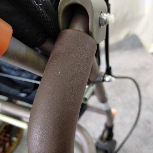 【Bランク 中古 歩行器】アイルリンク アイルウォークα (HK-5523)