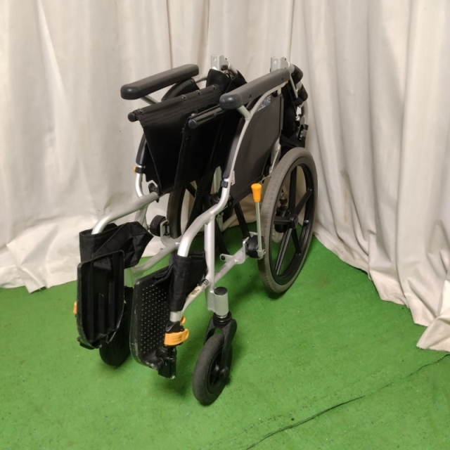 Aランク 中古 車椅子】松永製作所 介助式車椅子 ネクストコア