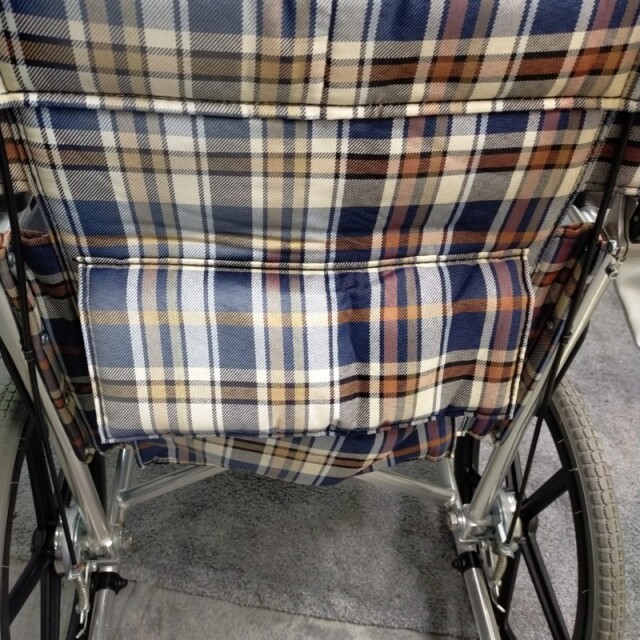 【Bランク 中古 車椅子】松永製作所 介助式車椅子 AR-300 (WC-12725)