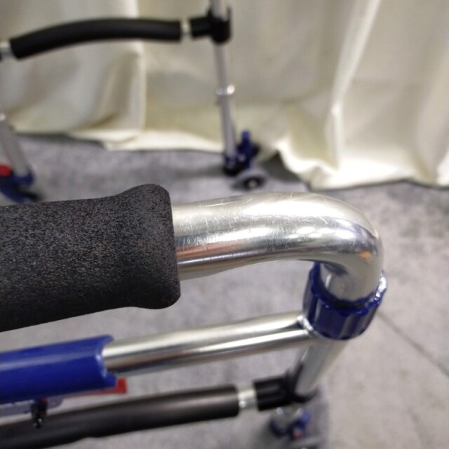 【中古 歩行器 Bランク】ユーバ産業 スライドフィット EX ミニ M-029