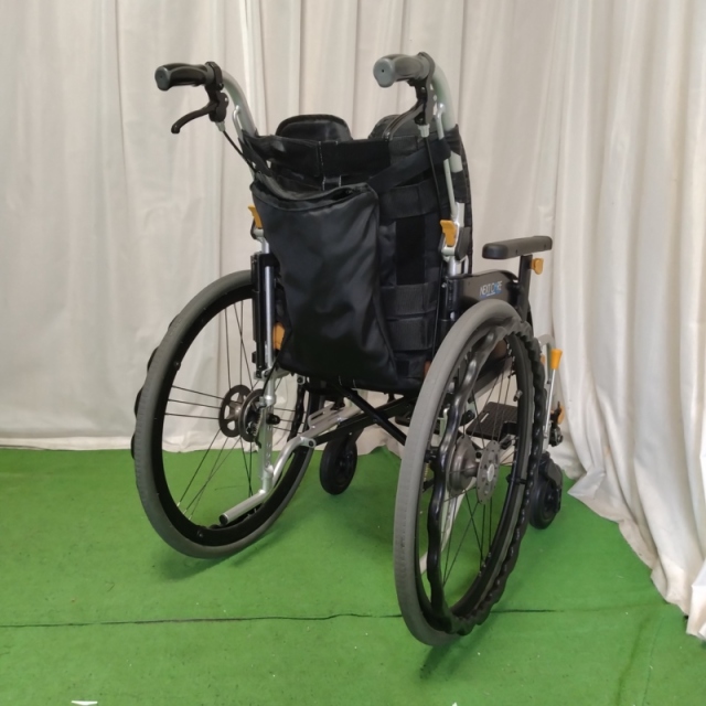 【Bランク 中古 車椅子】松永製作所 自走式車椅子 ネクストコア・ア