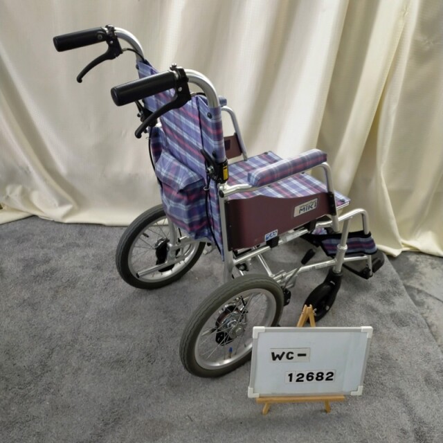 【Bランク 中古 車椅子】ミキ 介助式車椅子 Skit（スキット） SKT-1 
