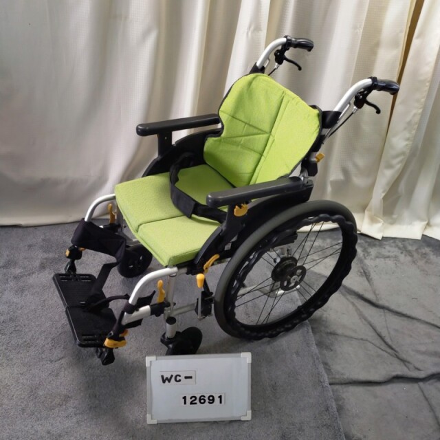 【Bランク 中古 車椅子】松永製作所 自走式車椅子 ネクストコア・ア