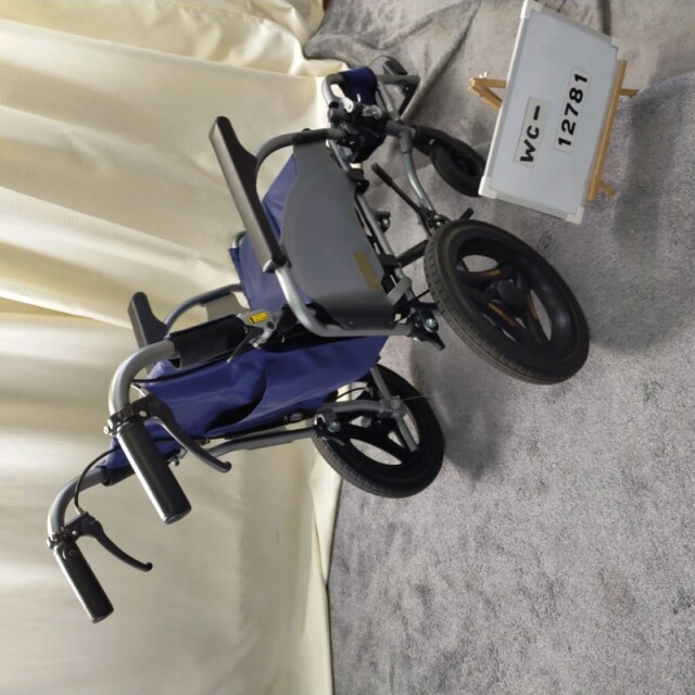 【Bランク 中古 車椅子】ミキ 介助式車椅子 カルッタ CRT-4LoPU (WC-