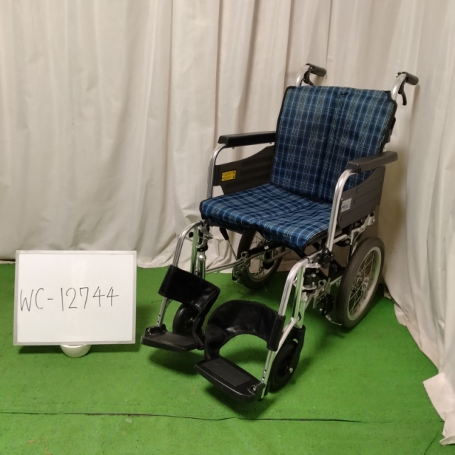 【Bランク 中古 車椅子】ミキ 介助式 車椅子 SKT-2 (WC-12744)