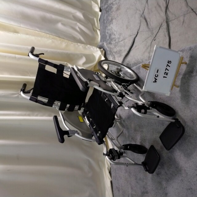 【Bランク 中古 車椅子】ミキ 介助式 車椅子 イージーフィット MEF-1