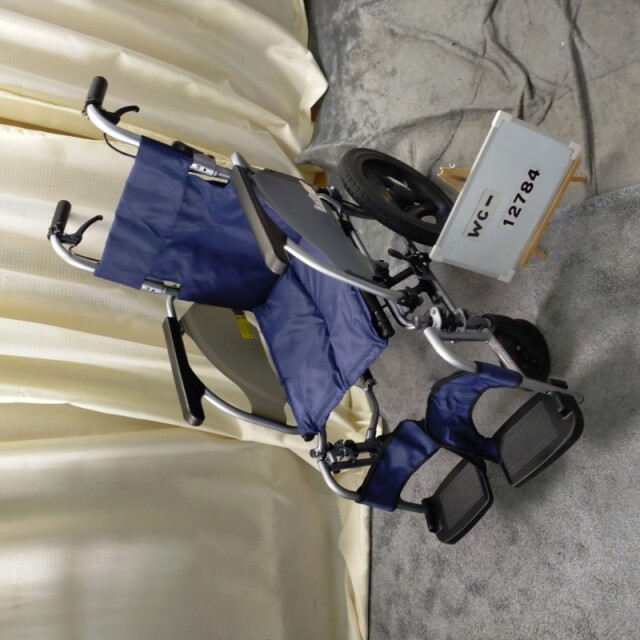 【Aランク 中古 車椅子】ミキ 介助式車椅子 カルッタ CRT-4LoPU (WC-