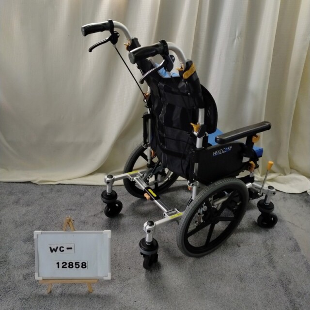【中古 車椅子 Aランク】松永製作所 介助式車椅子 ネクストコア・く