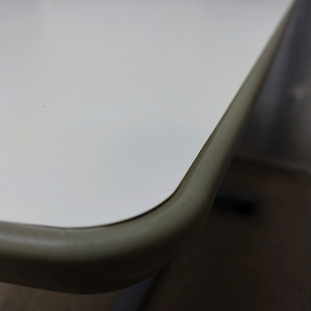 【Bランク 中古 昇降式介護テーブル】パラマウントベッド サイドテー