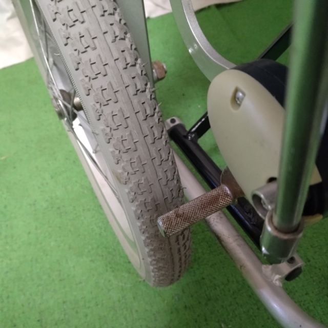 【Bランク 中古 車椅子】カワムラサイクル 自走式車椅子 BM22-42SB-M