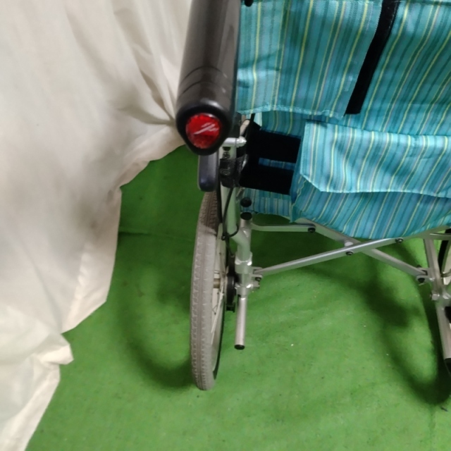 【Bランク 中古 車椅子】カワムラサイクル 介助式車椅子 AYL16-40(WC