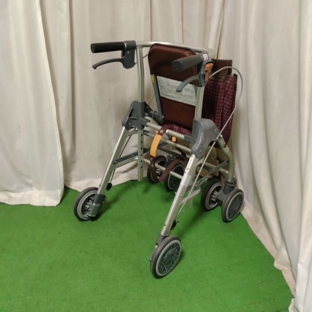 【Bランク 中古 歩行器】幸和製作所 テイコブリトルスリム WAW04 (HK