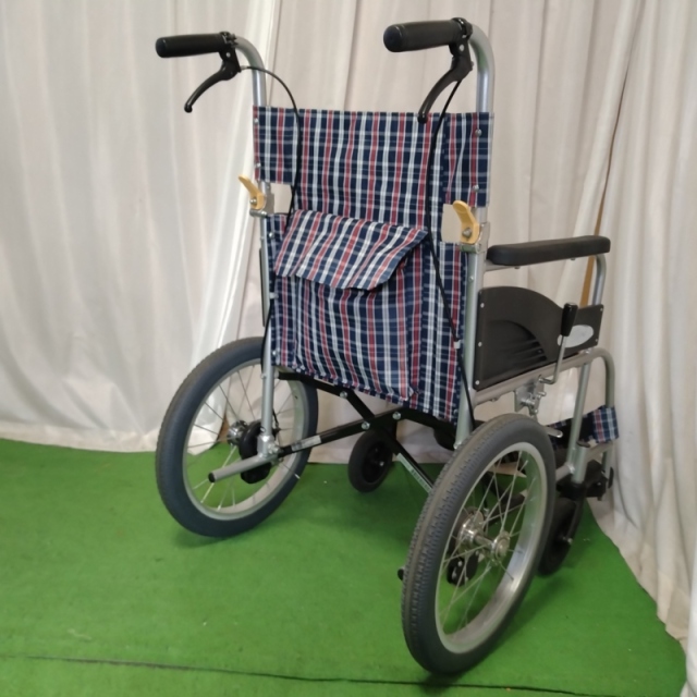 【Bランク 中古 車椅子】 日進医療器 介助式 車椅子 NEO-2 (WC-12766