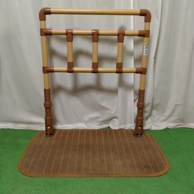 Aランク 中古 手すり】山崎産業 楽起(らっきぃ) ワイド縦型 YM-109L-ID