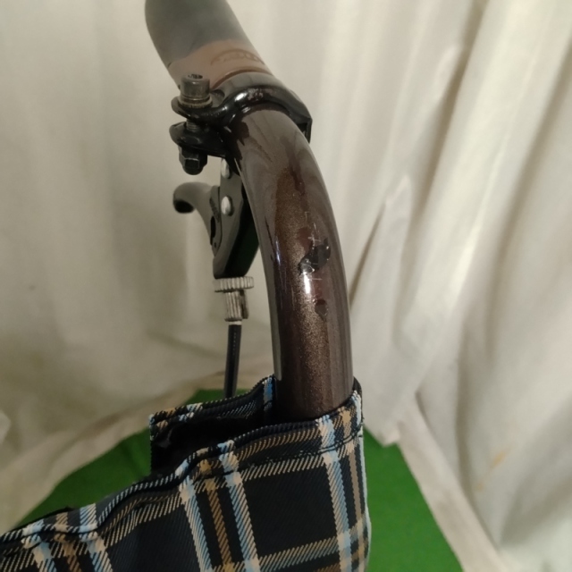 【Aランク 中古 車椅子】カワムラサイクル　介助式車椅子　ウェイビ