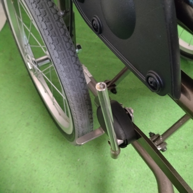 【Bランク 中古 車椅子】カワムラサイクル 介助式車椅子 ウェイビッ