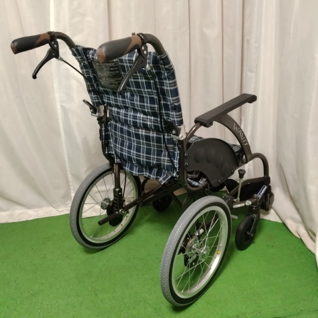 【Bランク 中古 車椅子】カワムラサイクル 介助式車椅子 ウェイビッ