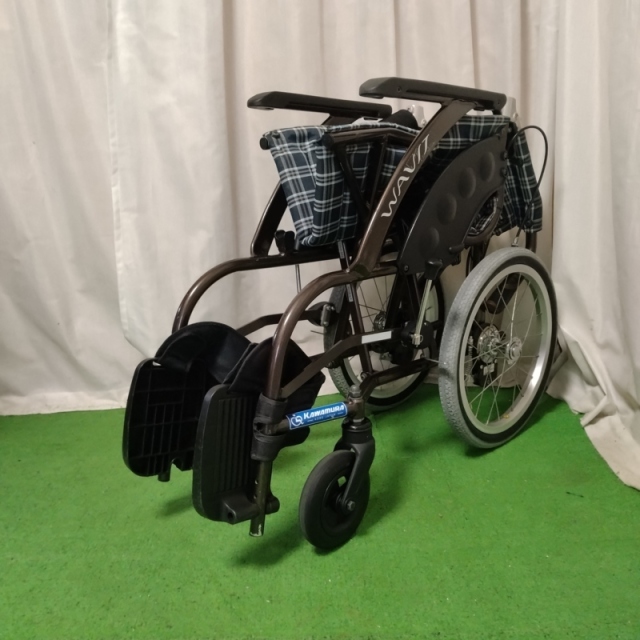 【Bランク 中古 車椅子】カワムラサイクル 介助式車椅子 ウェイビッ