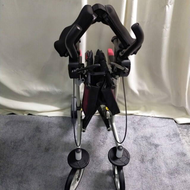 【Aランク 中古 歩行器】アロン化成 リトルターンZ 抑速プラス(HK-56