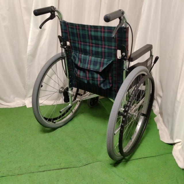 【Bランク 中古 車椅子】ミキ 自走式車椅子 エムワン MP-43JD (WC-12