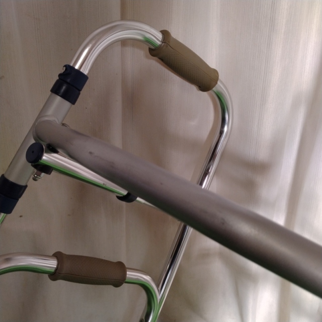 【Bランク 中古 歩行器】イーストアイ セーフティーアーム 固定式歩